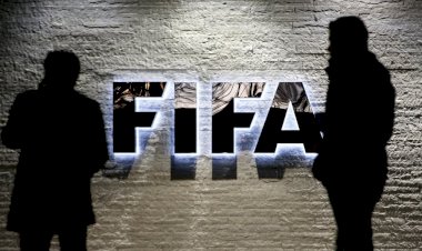 تحقيقات أميركية تكشف وقائع جديدة في رشوة قطر لمسؤولي الفيفا لاستضافة 