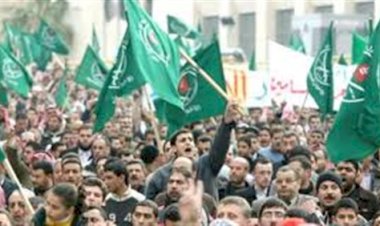 مصادر خاصة تكشف تجنيد الإخوان للأطفال  في معارك 