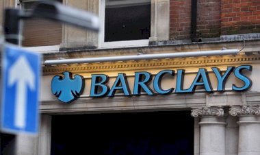 تليجراف: قضية رشوة 