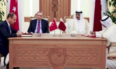 رغم أزماتها الداخلية.. قطر تضخ أموالها لدعم ماكينة الحرب 