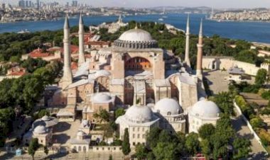 صحيفة إيطالية تكشف الصفقة القطرية التركية للسيطرة على أوروبا عن طريق آيا صوفيا