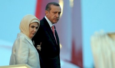 بذخ العائلة.. الأتراك ينتحرون وأسرة أردوغان يسبحون في حياة الرفاهية