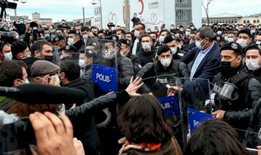 عصابات أردوغان يختطفون طلاب جامعة بوغازيتشي المناهضين لسياساته