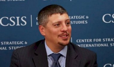 ريتشارد نفيو... مهندس 