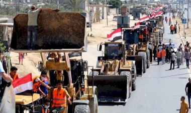 بعد وصول معدات مصرية لغزة.. سياسي فلسطيني: خطوة لإعادة الحياة بالقطاع