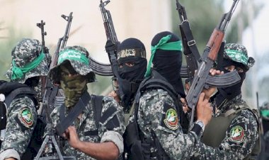 علاقات قطر وحماس بين المعلن والواقع..ازدواجية مكشوفة