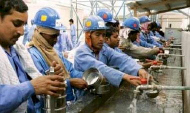 مطالبين بتحسين أوضاعهم... لماذا يلجأ عمال قطر إلى الإضرابات ؟