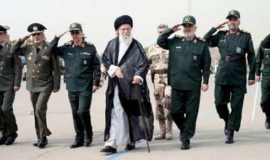 السنونوات .. سلاح نسائي بيد الملالي لاستدراج المعارضة