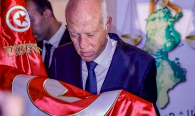 عقيدة إخوانية يائسة.. مغردون عرب غاضبون من محاولة اغتيال قيس سعيد