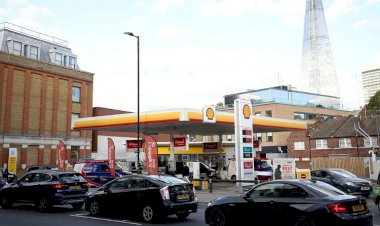 بعد كورونا وبريكست.. الذعر يسيطر على بريطانيا وأزمة الوقود تتفاقم