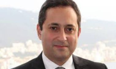 طارق البيطار.. قاضٍ أشعل الاحتجاجات في شوارع بيروت