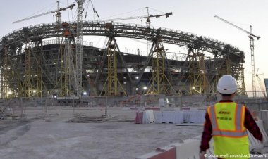 تقارير توثق تعسف قطر مع العمال الوافدين