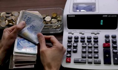 تأرجح الليرة نحو الهاوية بقوة.. وصحيفة أميركية: أردوغان حاكم مستبد لا يستمع لنصيحة أحد