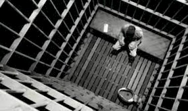 تقارير حقوقية تفضح التعذيب حتى الموت في إيران.. مقتل 10 سجناء أكراد بسبب التعذيب في سجون الملالي