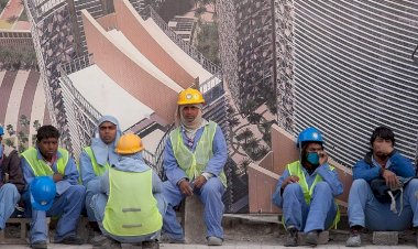 نيوزويك تطالب بايدن بمواجهة أمير قطر حول سجل حقوق الإنسان الفادح