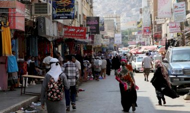 الاقتصاد اليمني نحو مزيد من الانهيار.. أول ضحايا الحرب