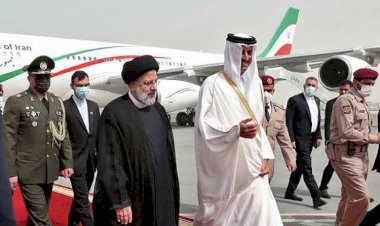 كسر للعزلة ودعم أجندة إرهابية.. دلالات زيارة الرئيس الإيراني إلى قطر
