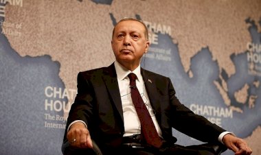 بعد لقاء هرتسوغ وأردوغان.. تركيا تُسلِّم الفلسطيني عمري عودة لإسرائيل