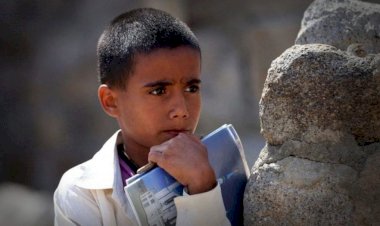 إرهاب الحوثيين يدمر مستقبل اليمن.. مليونَا طفلٍ يمني محرومون من فصول التعليم