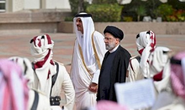 كأس العالم والحوثي.. سر زيارة أمير قطر الطارئة إلى إيران