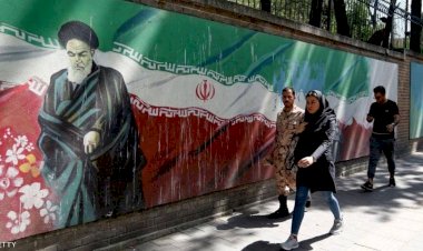 اعتقالات انتقامية للسائحين.. إيران تعتقل 120 سائحًا للضغط على أوروبا