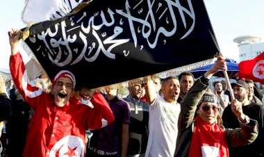 تونس.. القضاء يحقق في تورط قيادات النهضة وتسفيرهم الشباب لـ بؤر الإرهاب