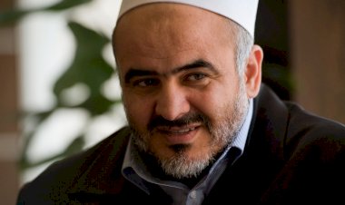 سفير الظلام.. من هو علي الصلابي مرشد الإخوان في ليبيا؟