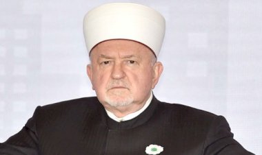 مصطفى سيريتش.. مفتي البوسنة السابق يُثير جدلاً عقب زيارته للصين