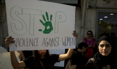 محلل عراقي يكشف عن أسباب انتشار جرائم الشرف والعنف ضد العراقيات