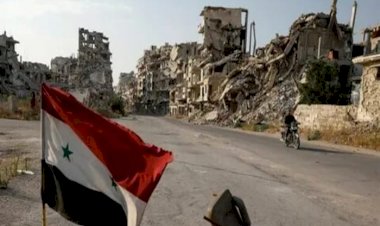 الزلزال عقّد المعضلة.. آمال إعادة بناء سوريا تتضاءل مع دخول الحرب عامها الـ 13