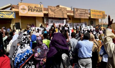 كارثة إنسانية.. عمال اليومية في السودان رهائن بمنازلهم بسبب الحرب
