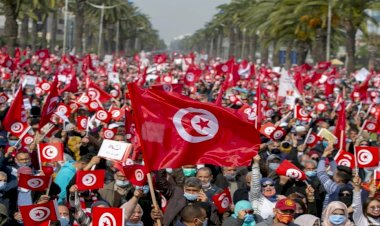 الأخطبوط الإعلامي لحركة النهضة في تونس.. أكاذيب وتحريض مستمر