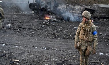 بعد تفاقم الأزمة العسكرية.. سيناريوهات قاتمة للصراع بين أوكرانيا وروسيا