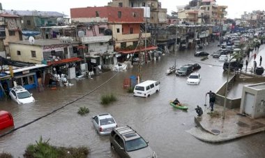 أمطار طوفانية وانهيارات وضحايا.. ماذا يحدث في لبنان؟