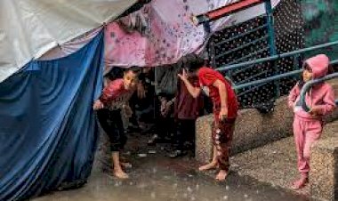 مقابر بالشوارع ودخان ورماد.. ما الذي تبقى من قطاع غزة وسط خوف وهلع وموت؟