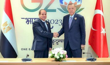 كيف تؤثر الانفراجة الدبلوماسية بين مصر وتركيا على المشهد السياسي بعد قطيعة دامت لـ 10 سنوات؟