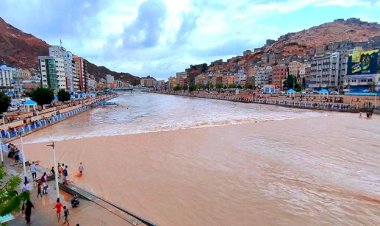 اليمن.. أمطار غزيرة وسيول جارفة.. منخفض الهدير يضرب حضر موت والمكلا