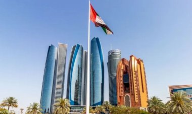 الإمارات تحلق عاليًا: نمو يتجاوز التوقعات بفضل قوة القطاعات غير النفطية