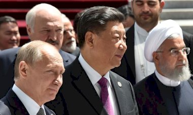 تعاون عسكري أوثق بين طهران وموسكو وبكين.. ما تداعيات ذلك؟