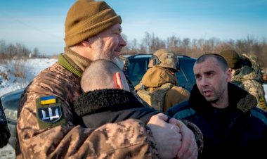 الدبلوماسية الإماراتية تنجح في تأمين صفقة تبادل 180 أسيرًا بين روسيا وأوكرانيا