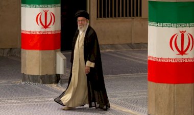 نيويورك تايمز تكشف: المرشد الأعلى الإيراني أصدر أوامر بضرب إسرائيل مباشرة