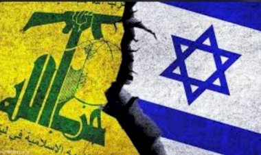 محلل سياسي: الحرب الدائرة الآن تضع لبنان على الانهيار