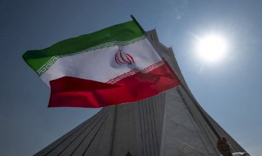 فضيحة سيبرانية.. كيف استهدفت إيران حملات بايدن وترامب لتعطيل الانتخابات