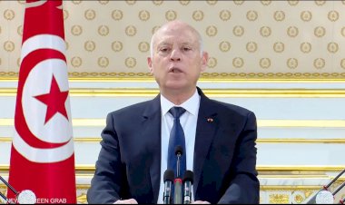 قيس سعيد يتعهد للتونسيين بمواصلة محاسبة فساد الإخوان خلال حملته الانتخابية