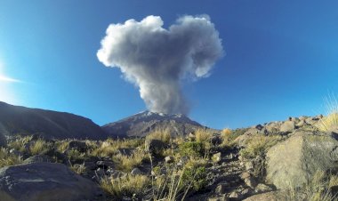 خاملًا منذ آلاف السنين.. بركان يهدد حياة الأمريكيين بواشنطن وسط تتابع الزلازل