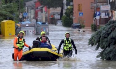 فيضانات صقلية: مشاهد مروعة تُغرق الجزيرة وتتسبب في أضرار جسيمة بإيطاليا