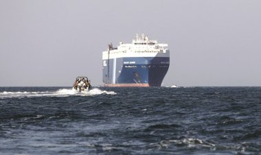 محلل يمني: ميليشيا الحوثي تجر اليمن إلى مزيد من الدمار