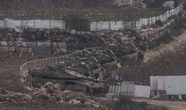 تسلسل زمني للأحداث في سوريا.. كيف سقطت دمشق في يد المسلحين؟