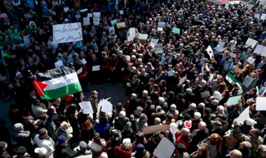 نيران في الجنوب.. هل تشعل الغارات الإسرائيلية شرارة مواجهة جديدة في سوريا؟