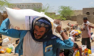 اليمنيون بين فكي الجوع والتصعيد العسكري.. الحوثيون يقدمون المعارك على معاناة الشعب